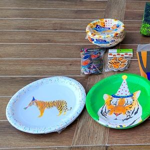 Tiger birthday party supplies